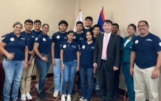 Group photo with Galen Uni.