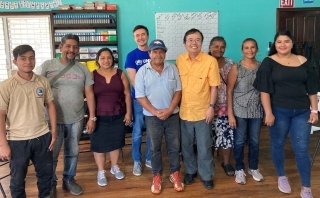 ベジャビスタ村に避難してきた方々との意見交換 / Sharing experiences from asylum seekers in Bella Vista